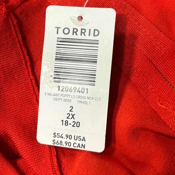 Torrid Valiant Poppy Long Sleeve Cross‎ Neck Cold Shoulder Sweater - Picture 9 of 12